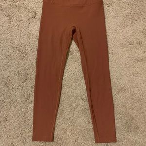 Seamless Flow High Waisted Ribbed Knit 7/8 Leggings